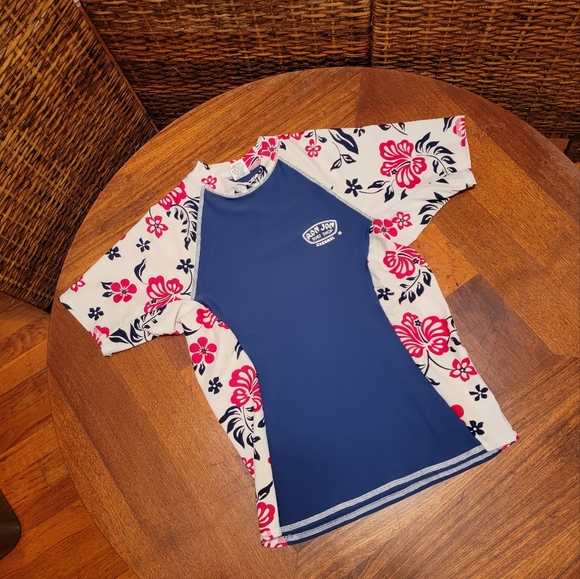 Ron Jon Rashguard - Picture 3 of 6